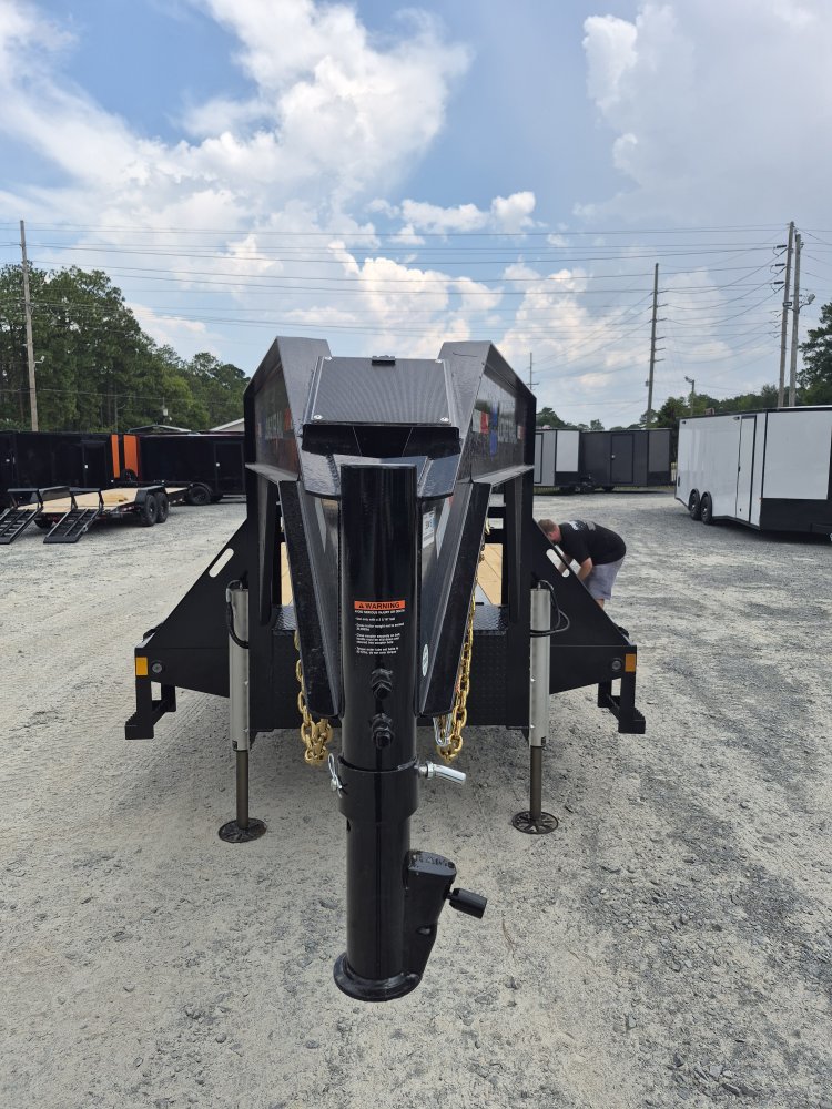 102"x32' Load Trail Goose Neck