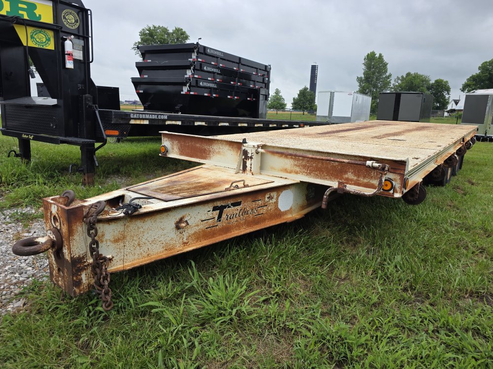 x Trail Boss Carhauler