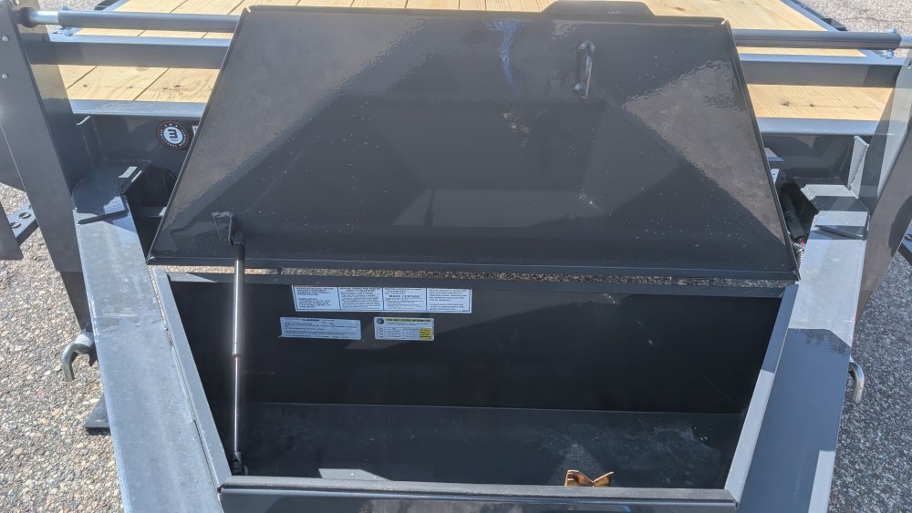 102"x24' Lamar Equipment