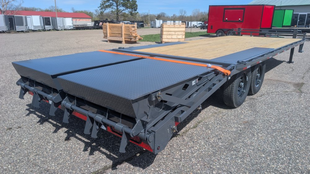 102"x24' Lamar Equipment