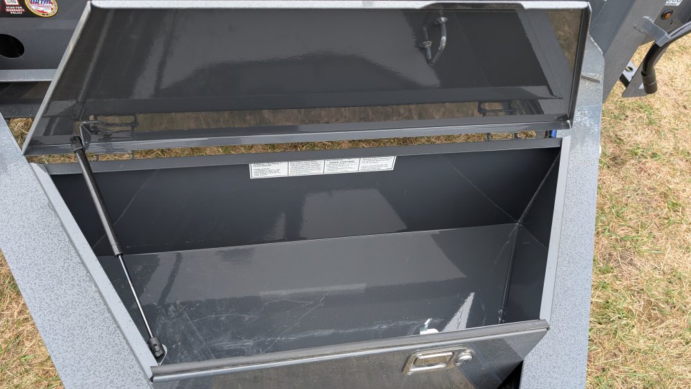 102"x24' LAMAR Equipment