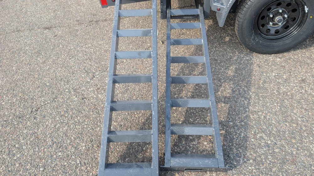 83"x16' Lamar Flatbed Car Hauler