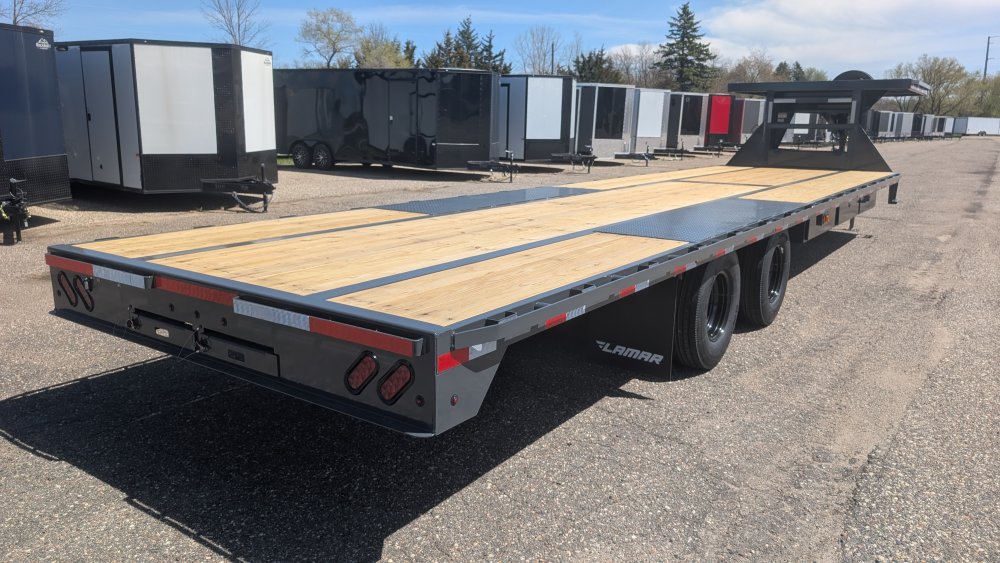 102'x32' Lamar Equipment