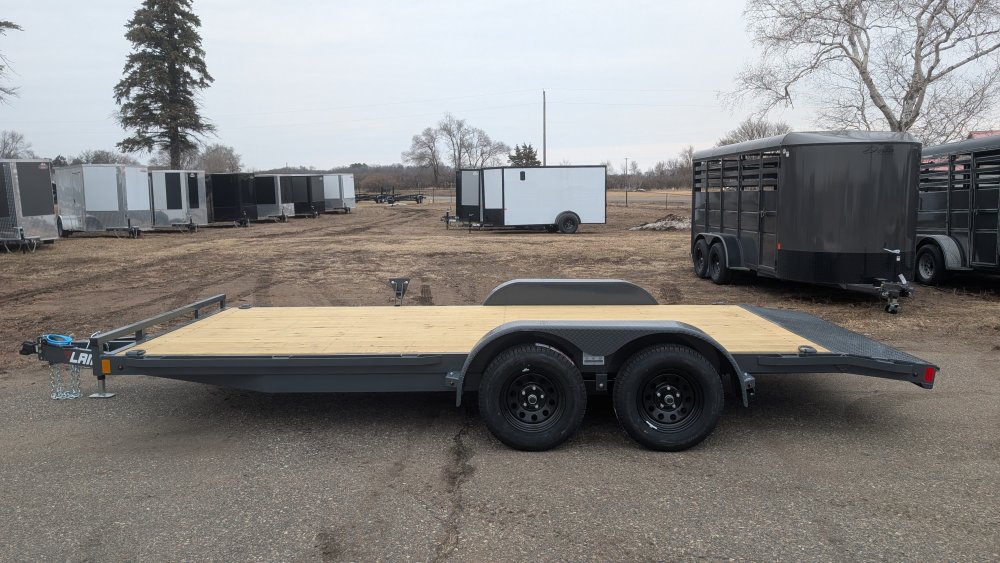 83"x18' Lamar Flatbed Car Hauler