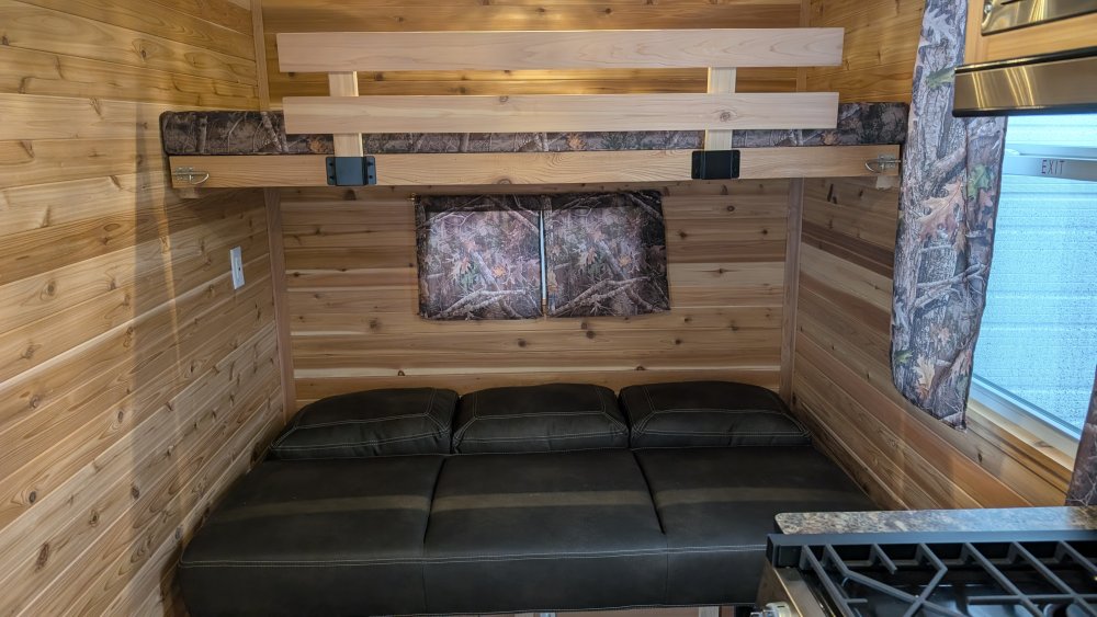 6' 6"x14' American Surplus and Manufacturing Inc Fish House