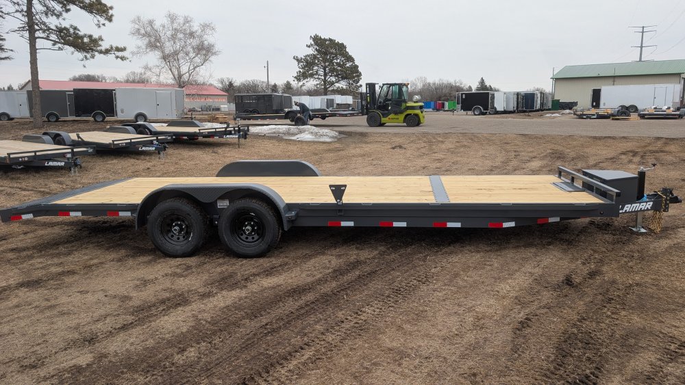 83"x24' Lamar Flatbed Car Hauler