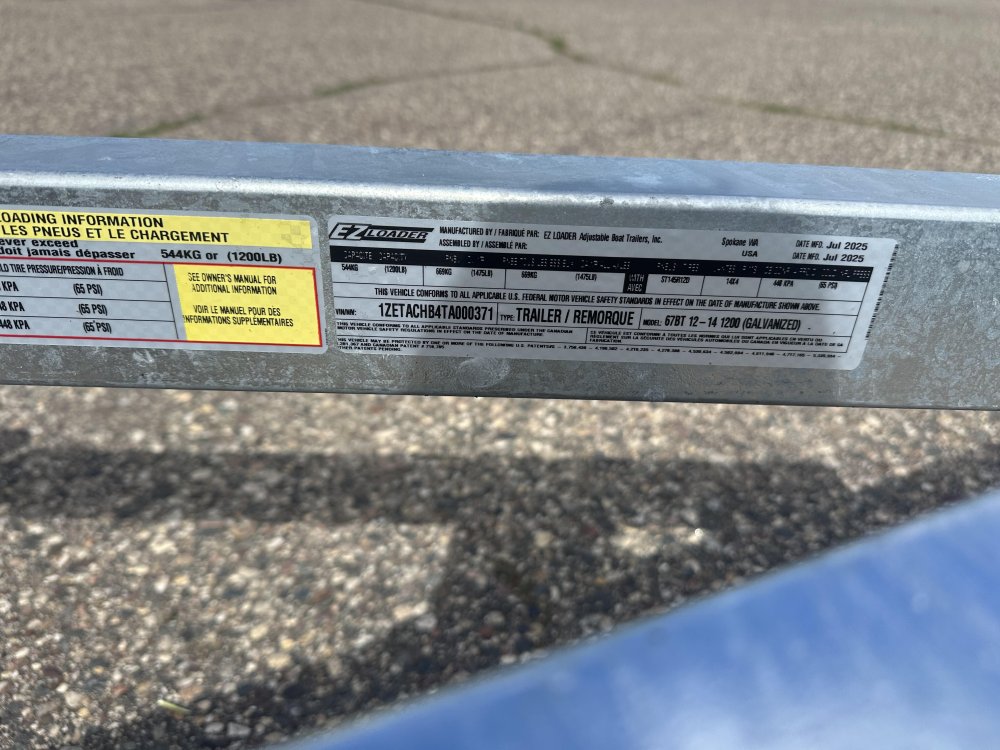 67"x17' EZ Loader Boat