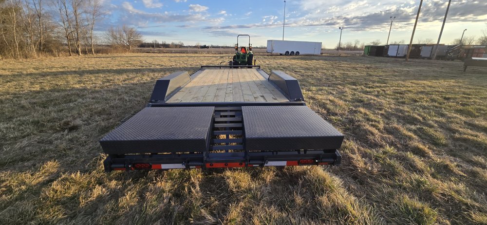 102"x22' Lamar Equipment