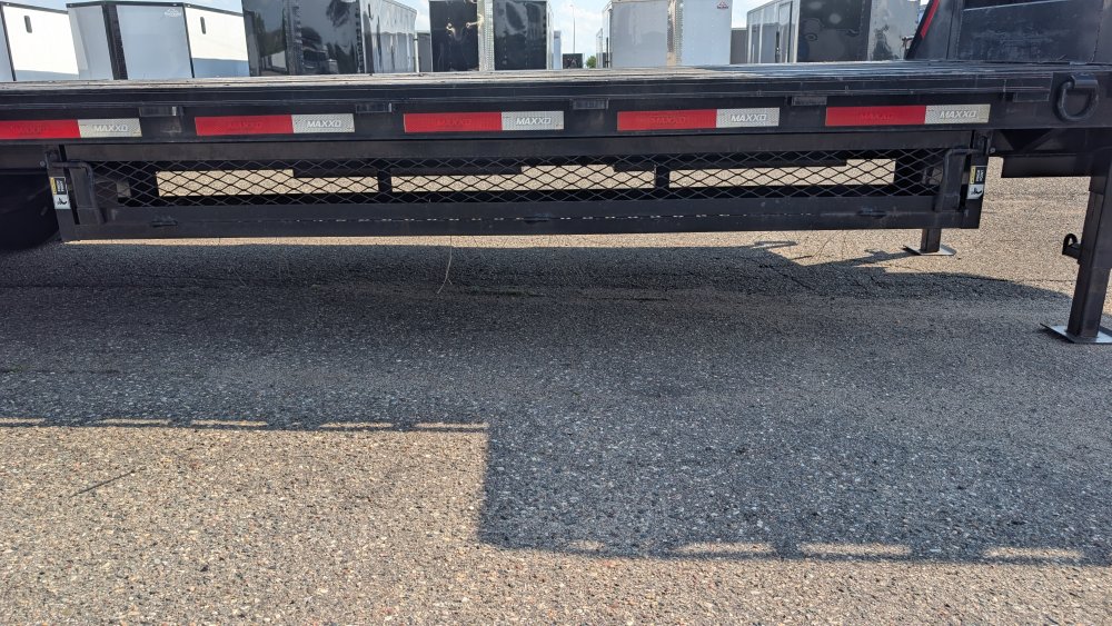 102"x28' MAXX D Equipment