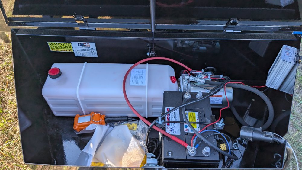 83"x14' Quality Steel & Aluminum Dump