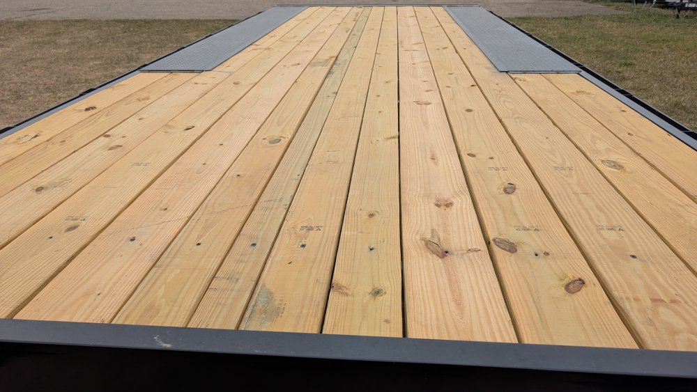 8' 6"x20' Caliber Equipment