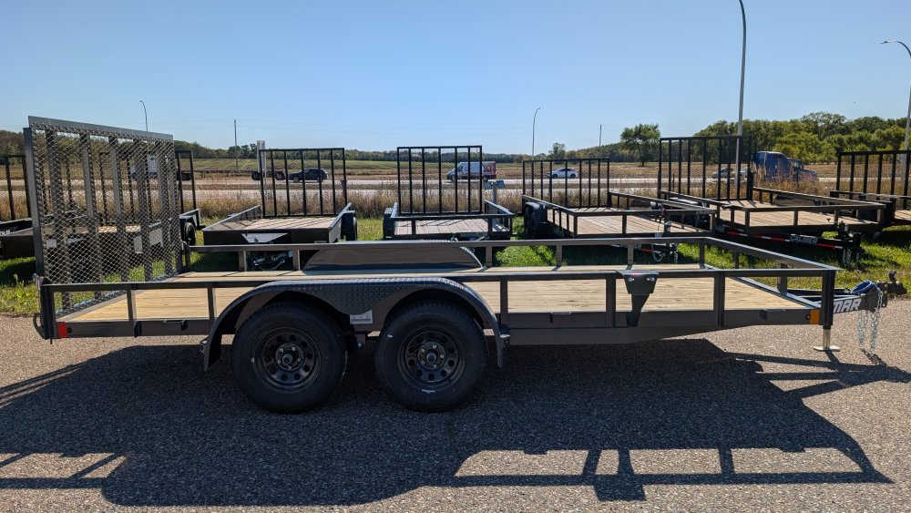 83"x16' LAMAR Utility