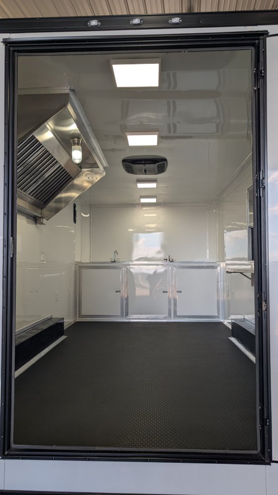 8' 6"x16' Rock Solid Cargo Concession