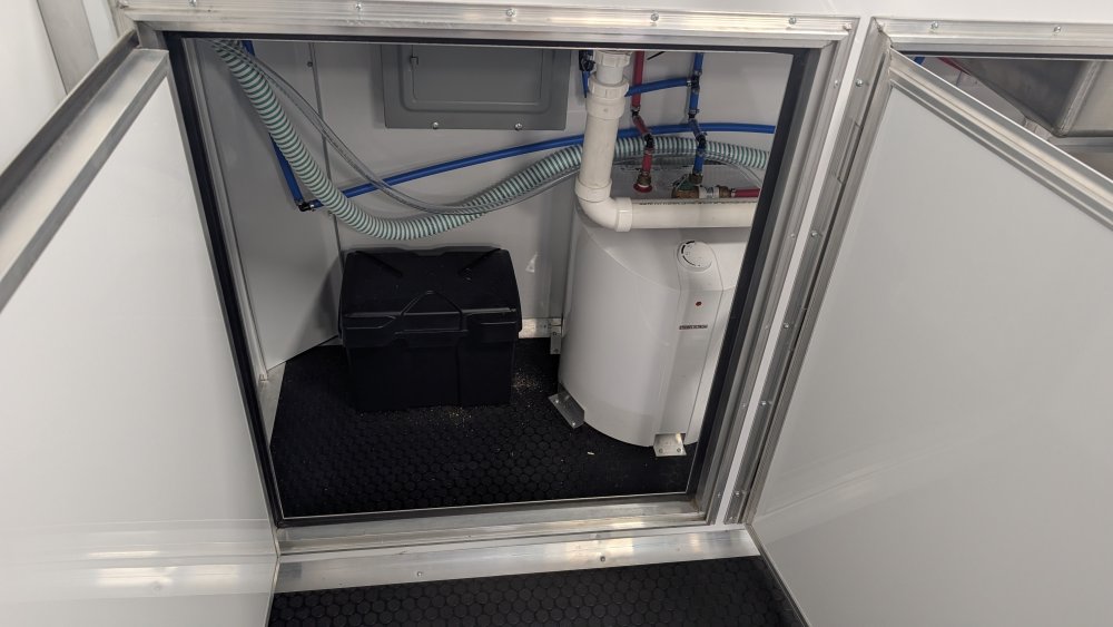 8' 6"x16' Rock Solid Cargo Concession