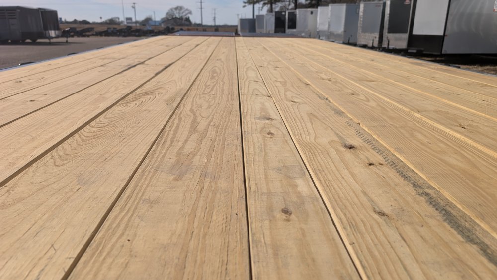 102"x25' Lamar Equipment