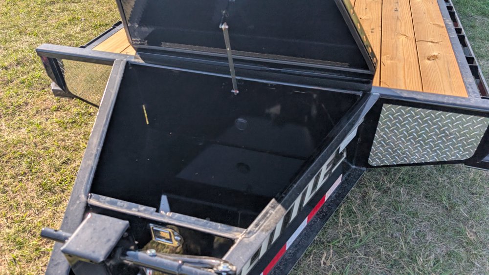 82"x20' Doolittle Equipment