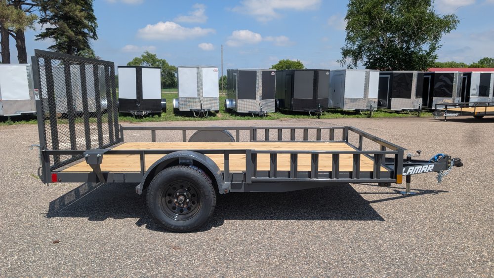 83"x12' Lamar Utility