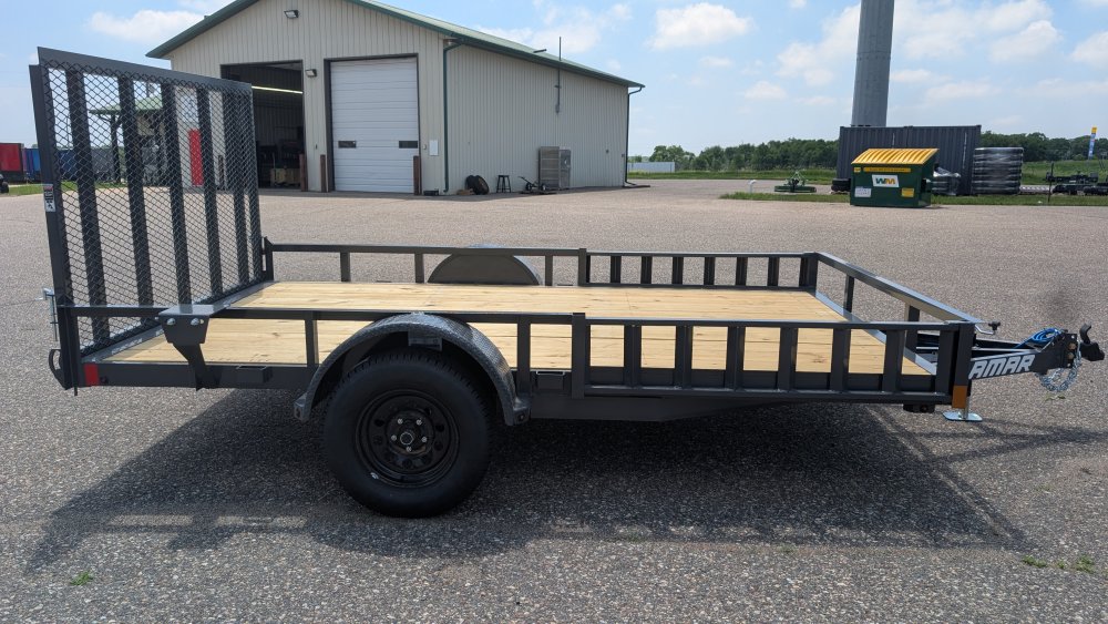 83"x12' Lamar Utility