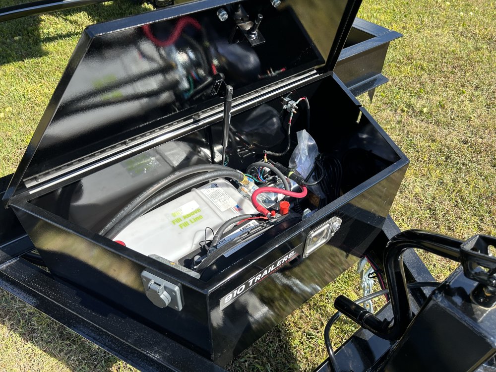 6.75'x14' Belmont Dump Trailer - Black