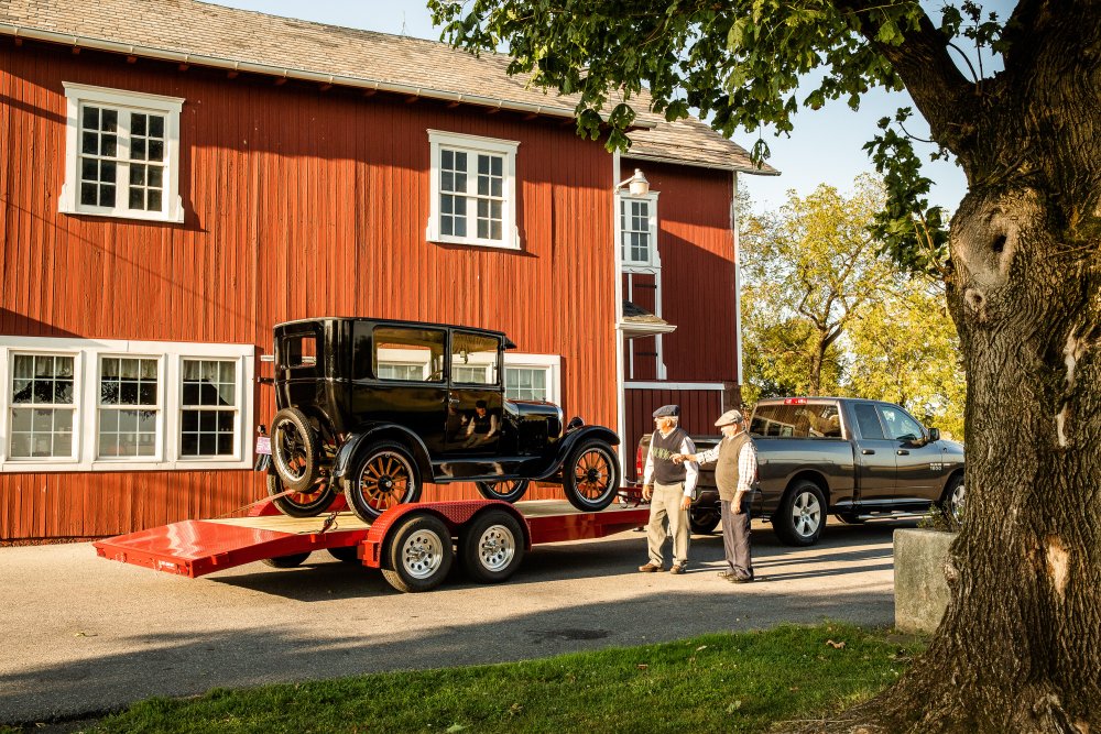 Belmont Flatbed Car Hauler