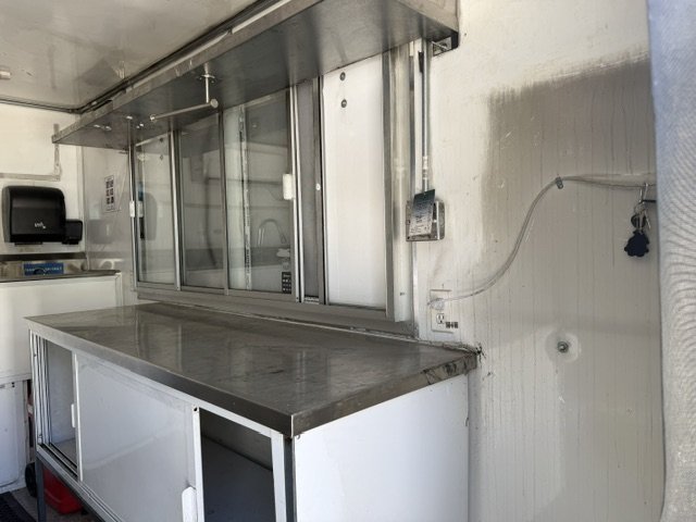 USED 8x10 Food Trailer W/ Hood Vent & Fire Supression, Griddle, Deep Fryer, 2 Eye Burner, Sandwich P