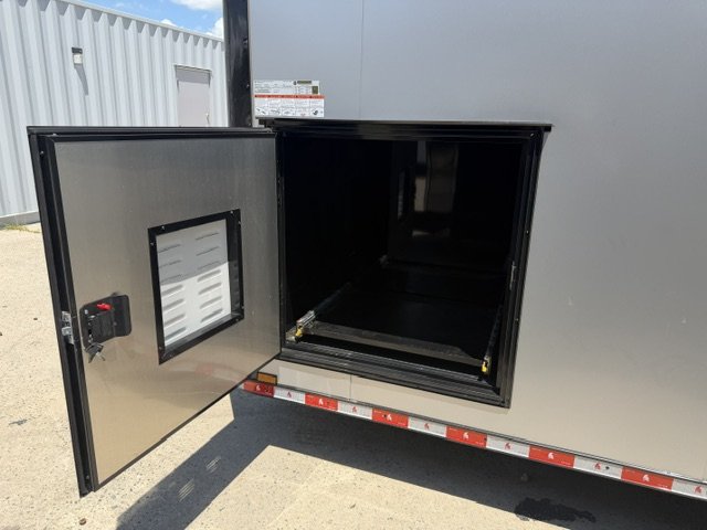 8.5x28 Race Trailer LOADED 2025 Spartan NEW OLD STOCK