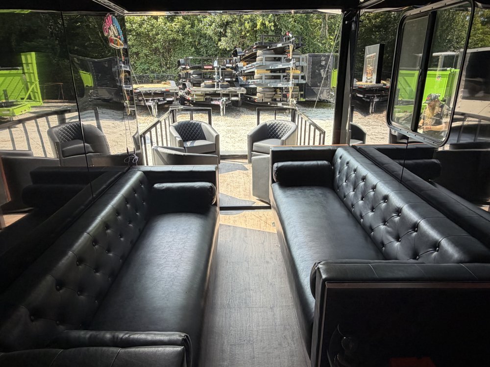 8.5X24 SMOKE LOUNGE TRAILER FULLY LOADED 2026 Quality Cargo Trailers