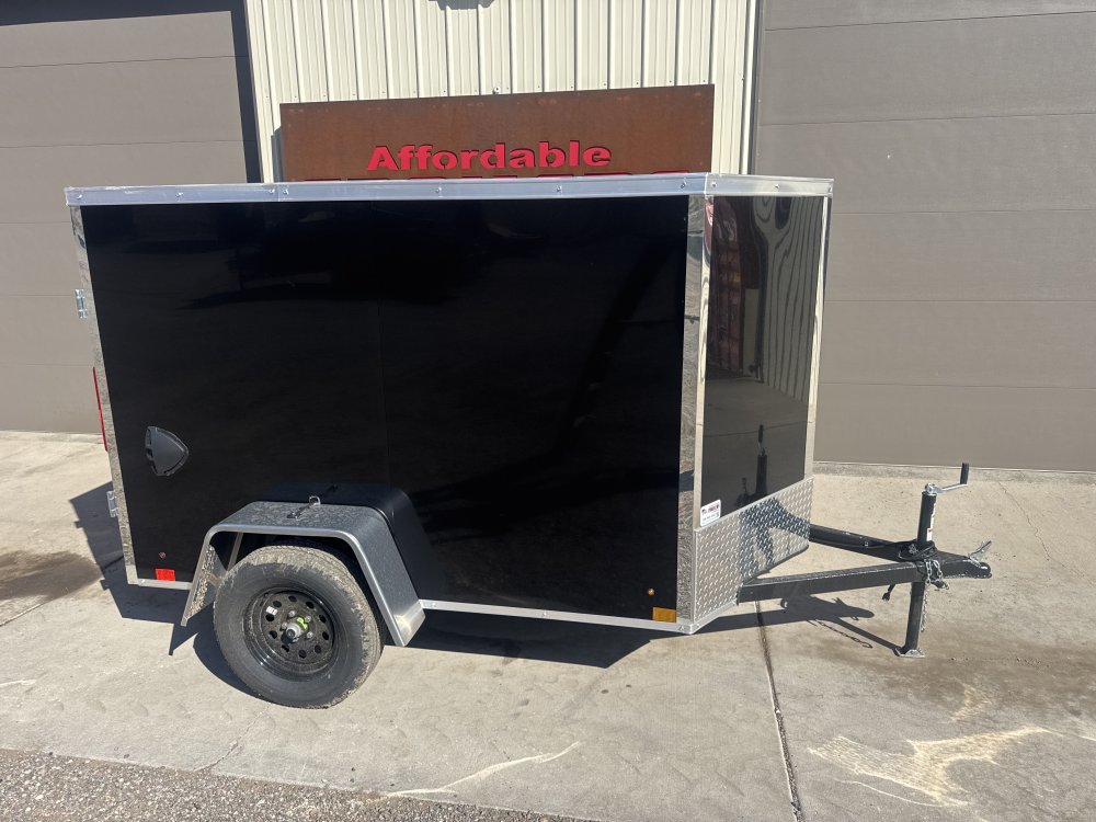 5'x8' Cross Enclosed Cargo