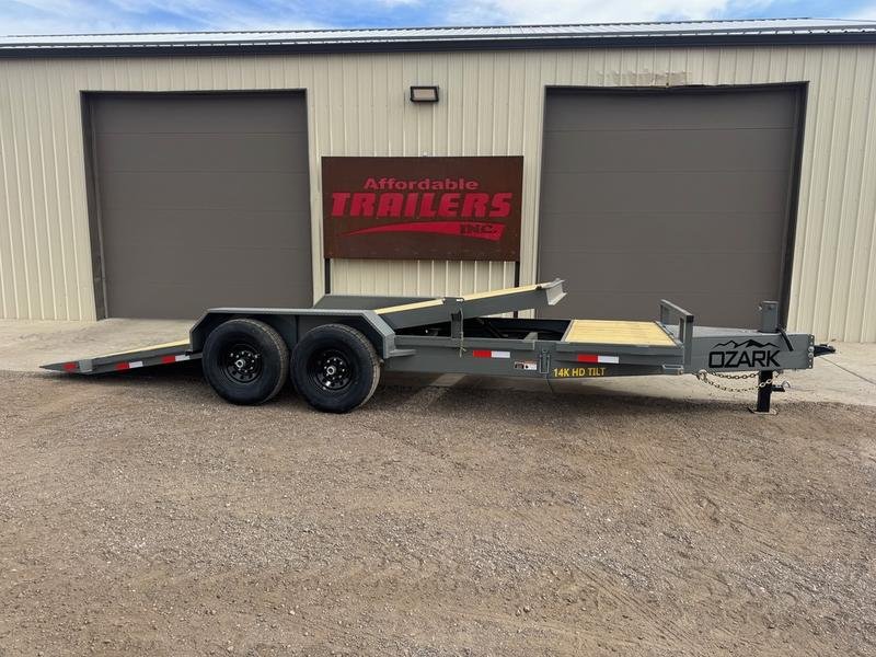82"x20' Ozark Bumper Pull Tilt