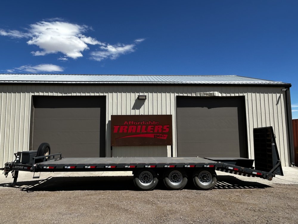 102"x24' Lamar Bumper Pull Triple Axle Deckover