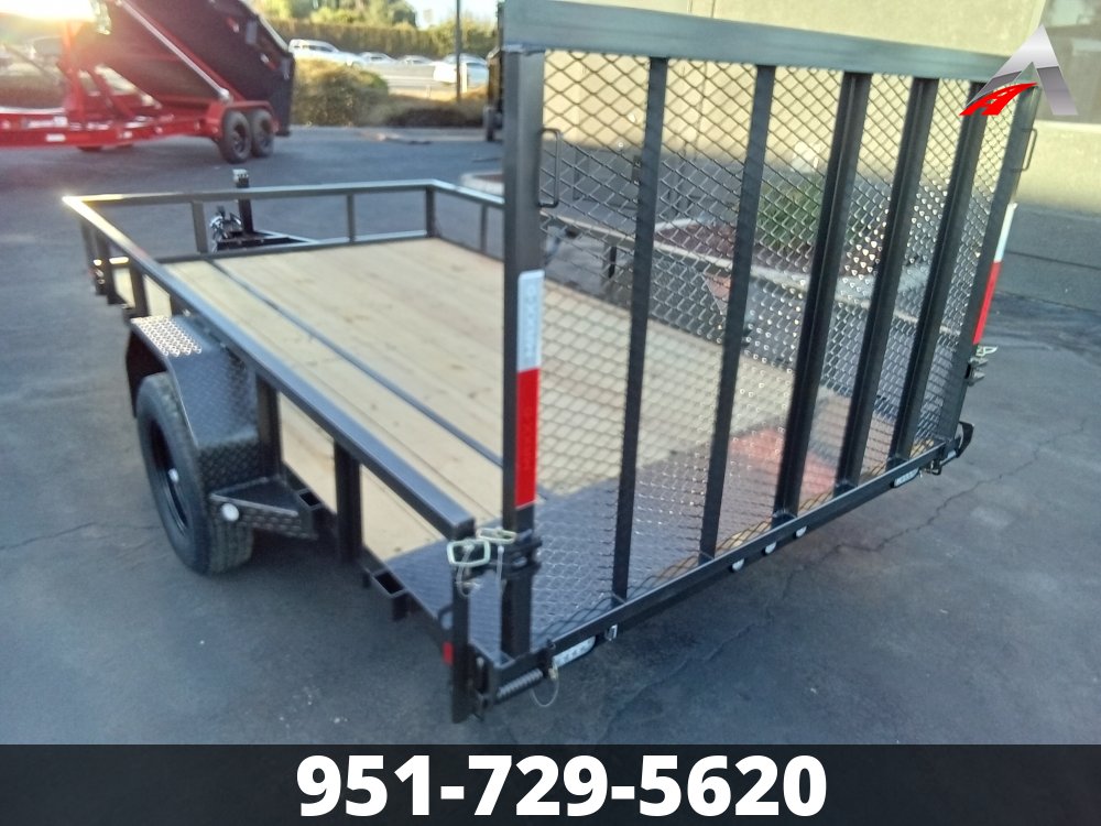 2025 MAXXD 83" X 12' S3X S/A UTILTY TRAILER