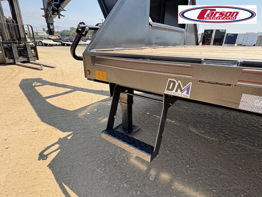 102x35 Diamond C Trailer Deck over Flatbed