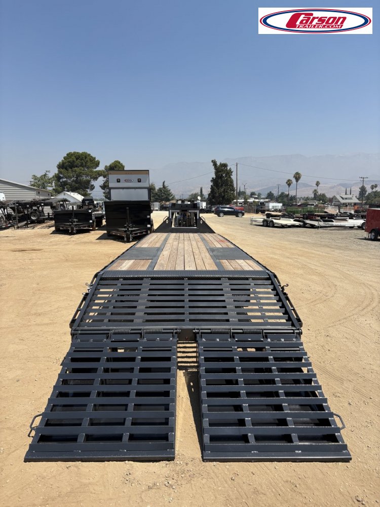 102x35 Diamond C Trailer Deck over Flatbed