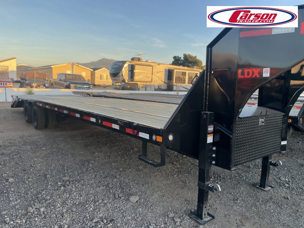 2025 MAXXD 102" X 32' LDX GN LOW PRO TANDEM DUEL