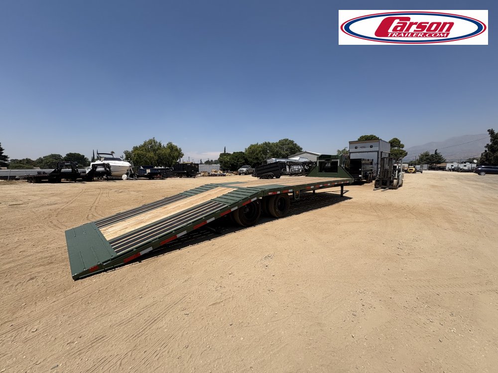 102x32 Diamond C Trailer Deck over Flatbed