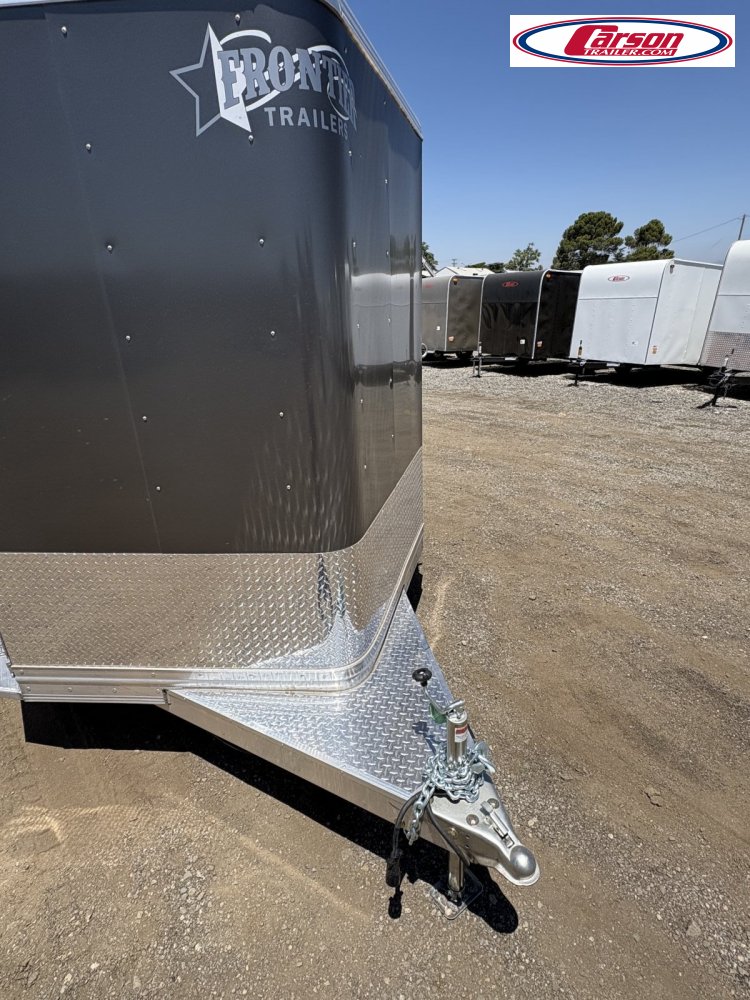 82x11 FRONTIER Horse Trailer