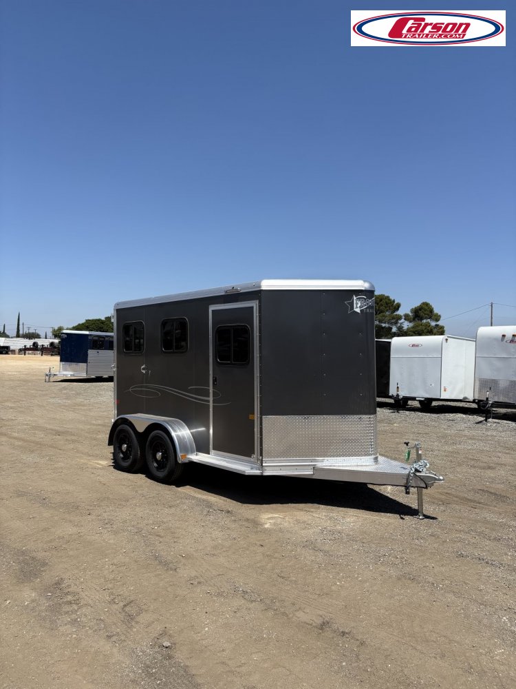 82x11 FRONTIER Horse Trailer
