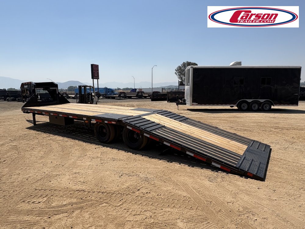 102x32 Diamond C Trailer Deck over Flatbed