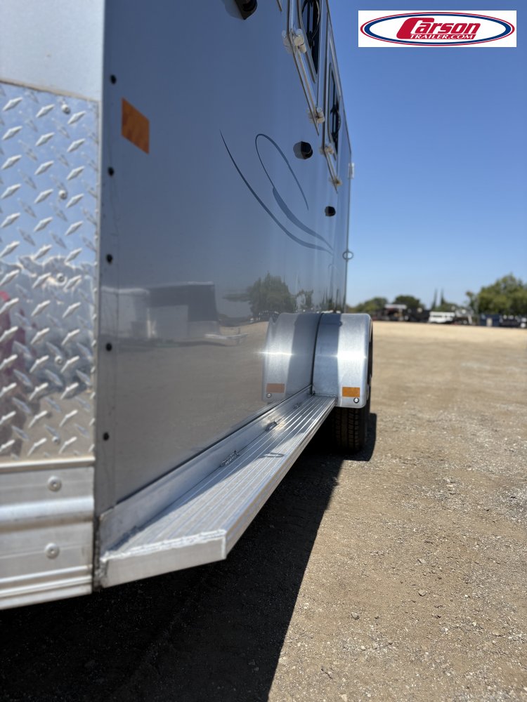 82x15 FRONTIER Horse Trailer