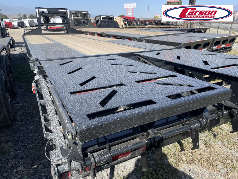 102x25 Norstar Trailers HD Equipment