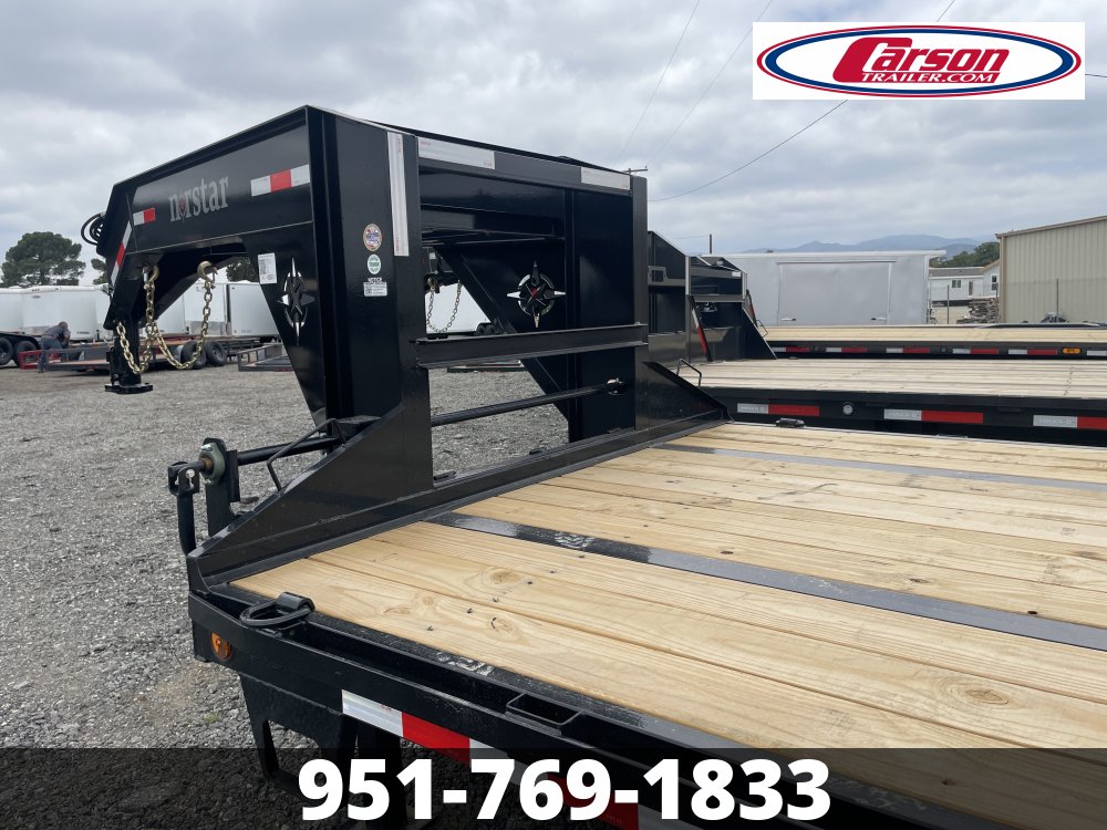 102x40 Norstar Trailers HD Equipment