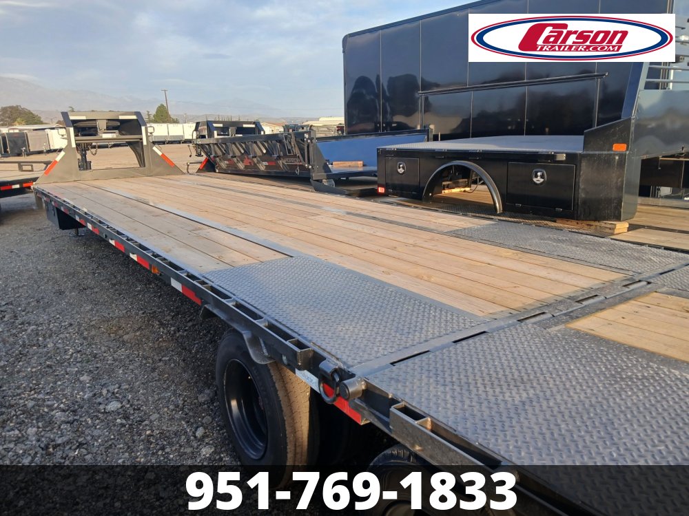 102x32 Maxx-D Deck over Flatbed