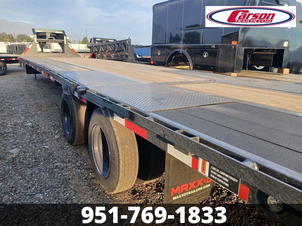 102x32 Maxx-D Deck over Flatbed