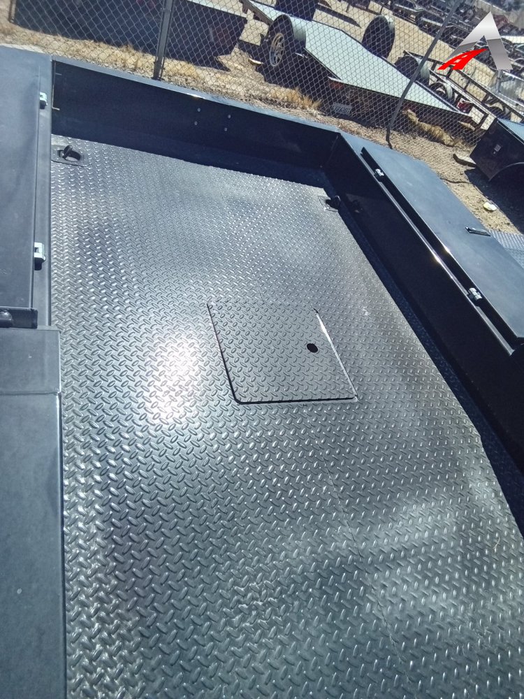 2024 NORSTAR SD0868458_10000_BLK_TRUCK BED