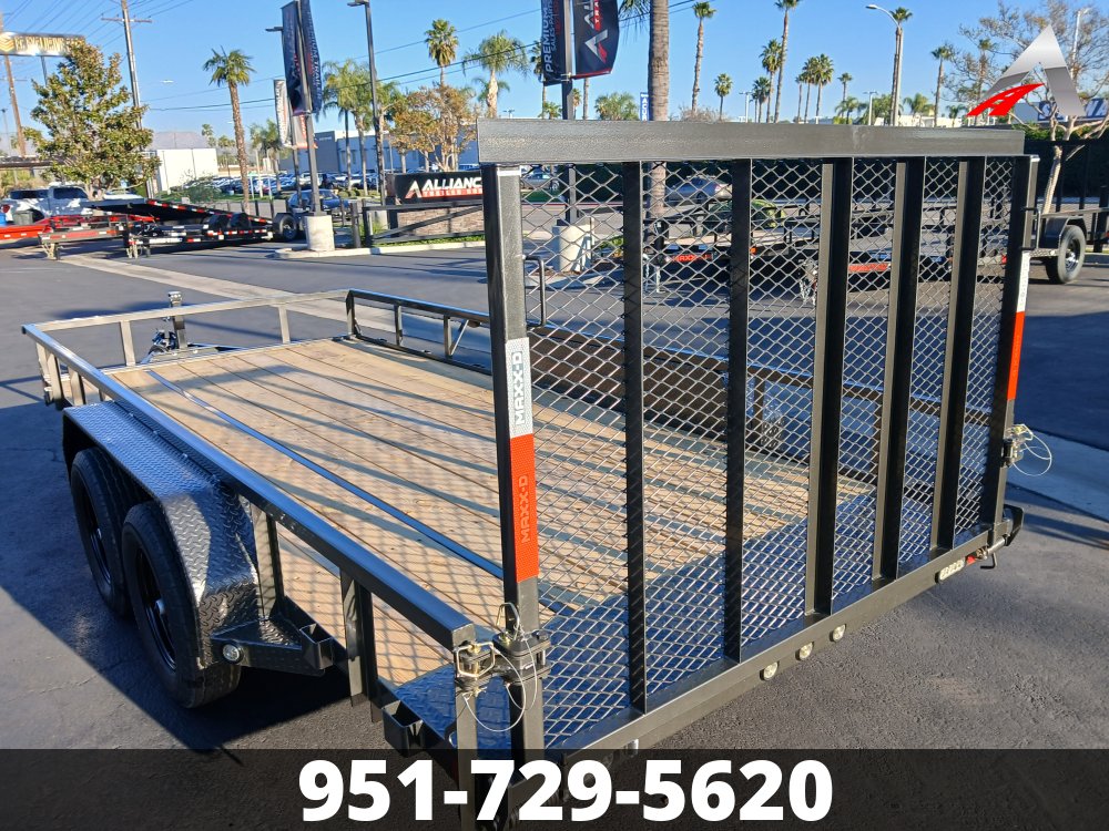 83x16 Maxx-D Utility