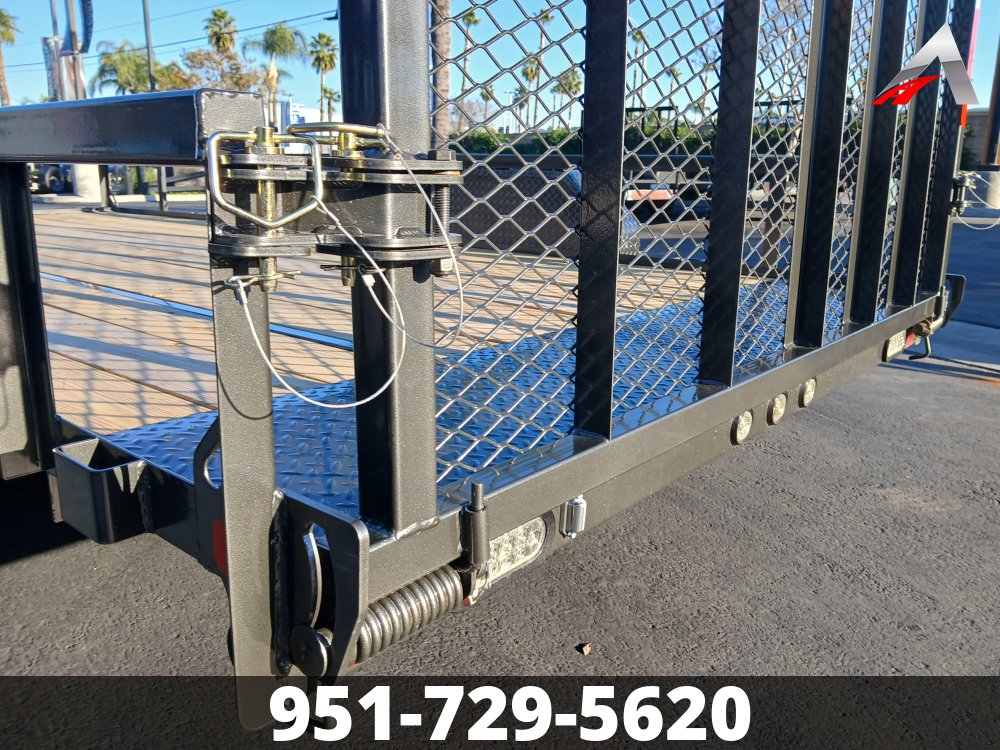 83x16 Maxx-D Utility