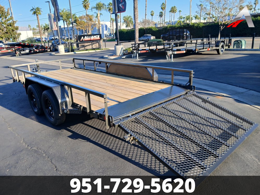 83x16 Maxx-D Utility