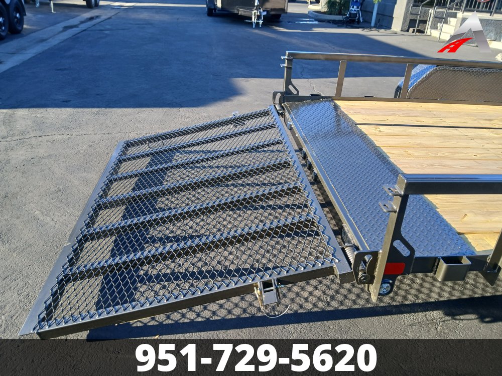 83x16 Maxx-D Utility