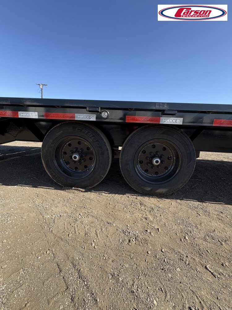 102x25 Maxxd Deck over Flatbed
