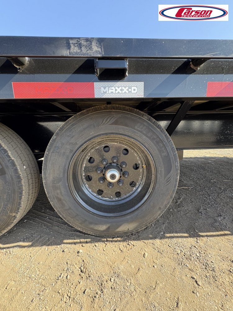 102x25 Maxxd Deck over Flatbed